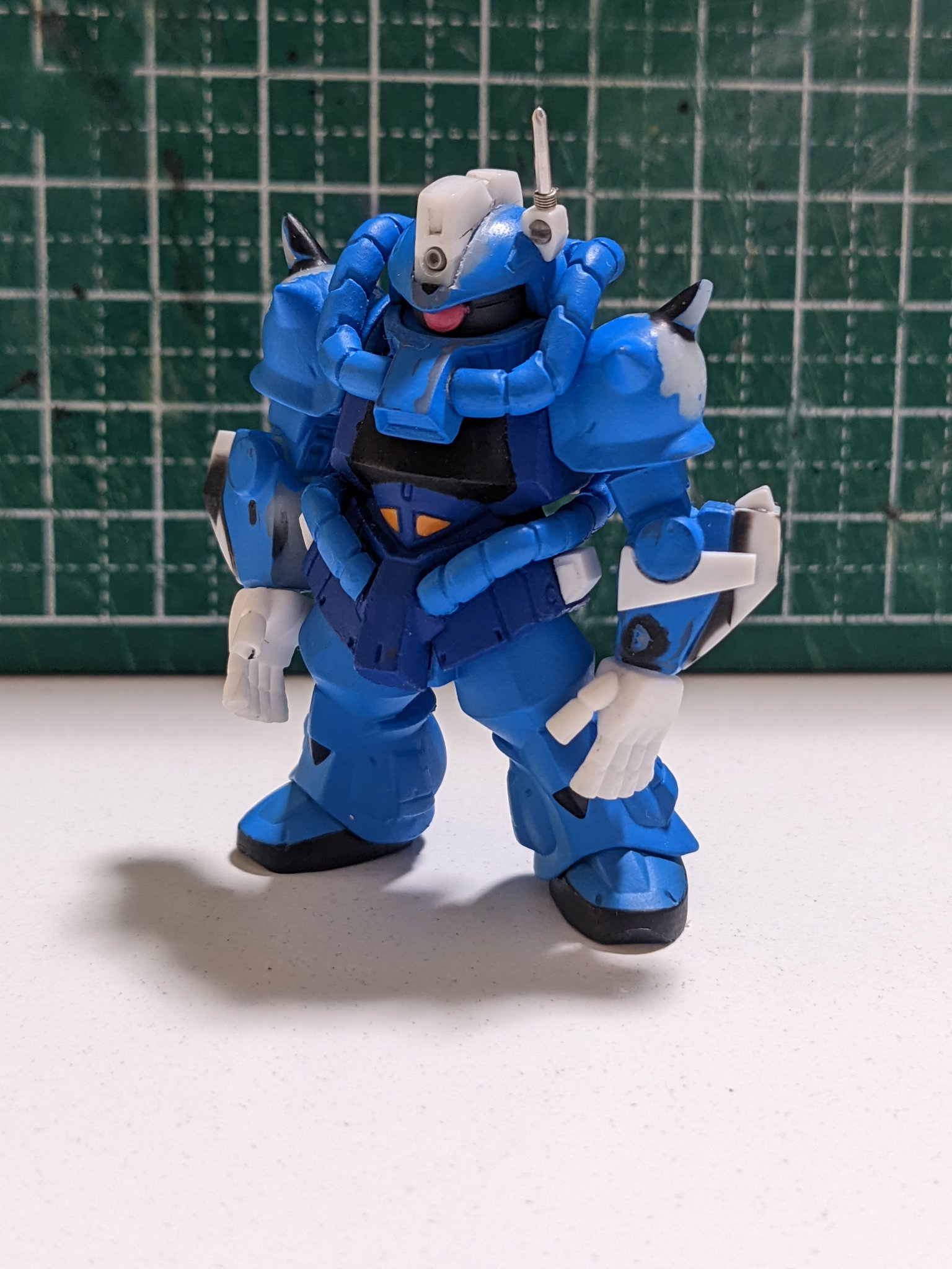 ガンダムコンバージ 改造 製作途中 ガンダムコンバージ 改造 製作途中