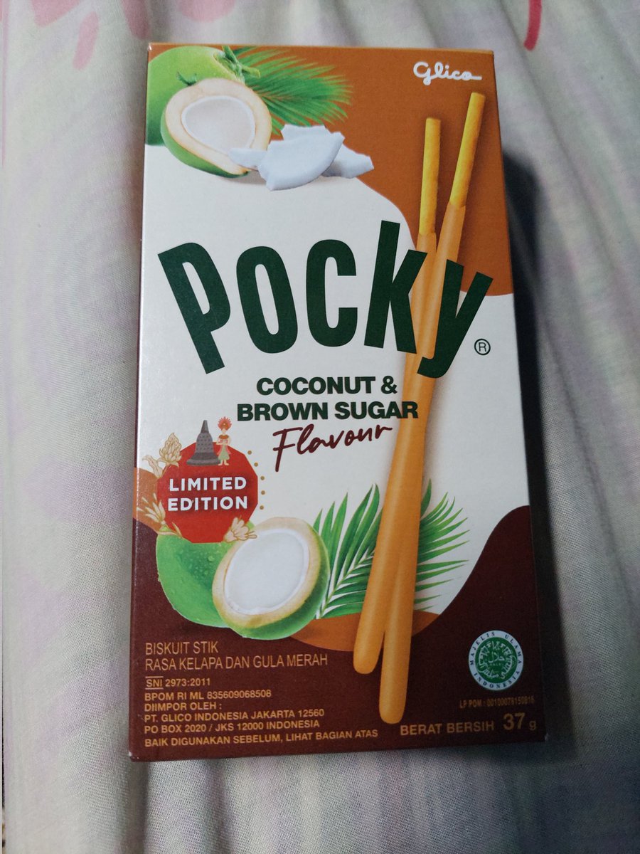 citachippe's tweet photo. More unique flavoured Pocky https://t.co/xqjCLtlSBs