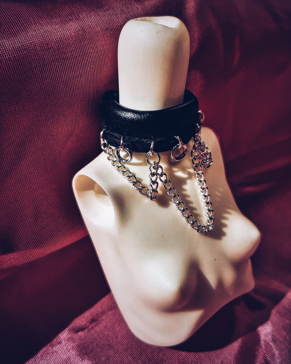 replicantdolls's tweet photo. O-ring goth choker 💀

#replicanthandmade #bjdsewing #bjdjewelry https://t.co/vAVHrm6zGG