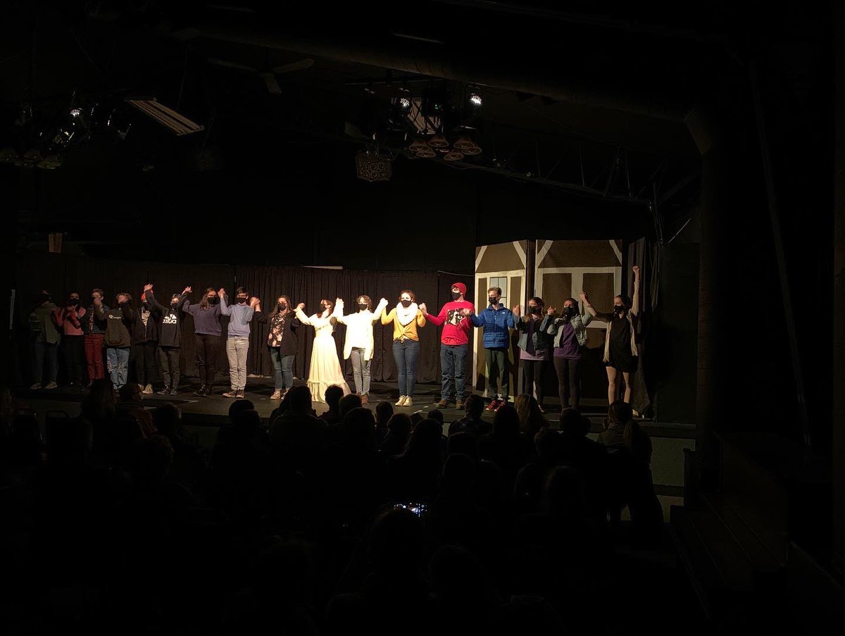 MonTheatreAssoc's tweet photo. And that’s a wrap for the first night of Snow Angel! 1 last opportunity tomorrow at 2 pm to see this talented cast! Seats are still available at https://t.co/YJ3iKoU4sq @wandtvnews @WCIA3 @MHSThespians1 @news_gazette @piattcountyJR @MonticelloCUSD @gomonticello https://t.co/0wu2BCI7sd