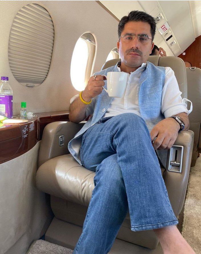 singh_ramkalyan's tweet photo. 🔸आपका आज का दिन अद्भुत होगा🔸
        इसलिए जागें और मुस्कुराएं।
 
       सकारात्मकता एक विकल्प है
     जो एक जीवन शैली बन जाती है।

            🙏🏻🌹सुप्रभात🌹🙏🏻 
          🚩🧡जय श्री राम:🧡🚩
 
   सुप्रभात @sardanarohit जी🌹🙏🏻 https://t.co/e4rjd9I4xQ