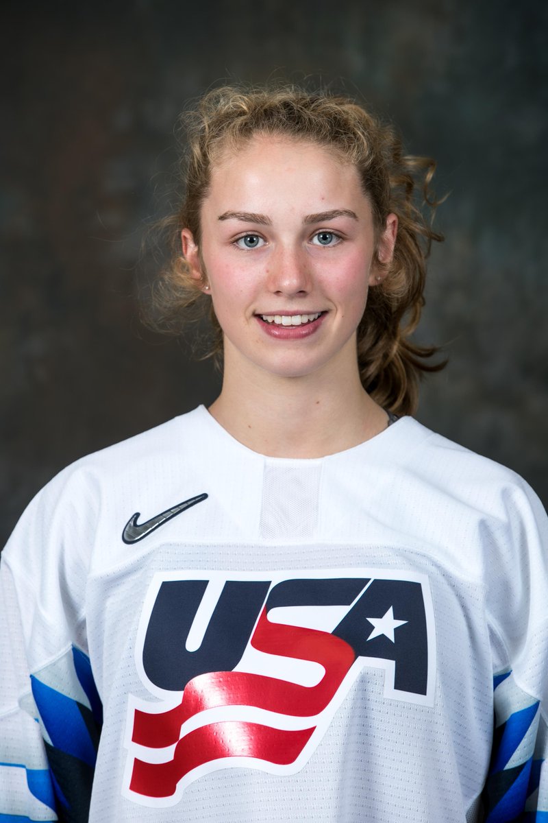 Congrats to America's youngest women's hockey Olympian Caroline "K.K." Harvey of Salem, NH.
If she's anything like the last women's hockey Olympian from Salem <a href="/BC_CoachCrowley/">Katie King Crowley</a> Katie King then Team USA has a great one.
<a href="/EagleTribSports/">EagleTrib Sports</a> 
teamusa.usahockey.com/news_article/s…