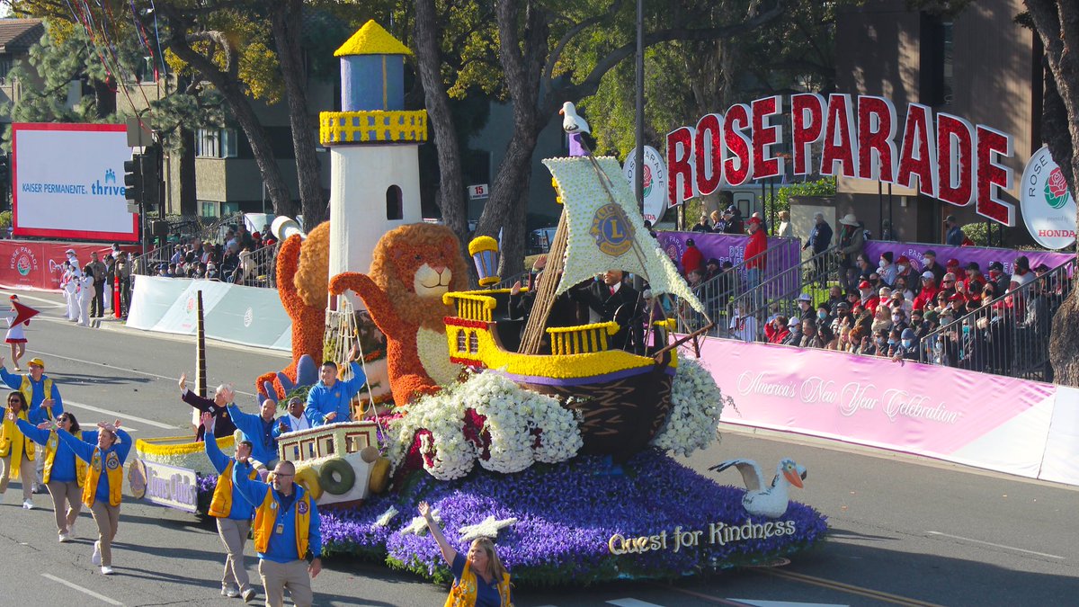 DunnellonLionsC's tweet image. RT lionsclubs "RT @LionsFloat: The Lions Clubs International Float wins the Leishman Public Spirit Award at the 2022 Rose Parade. #LionsClub #WeServe #LionsFloat #RoseParade https://t.co/YF0wqEvob4"