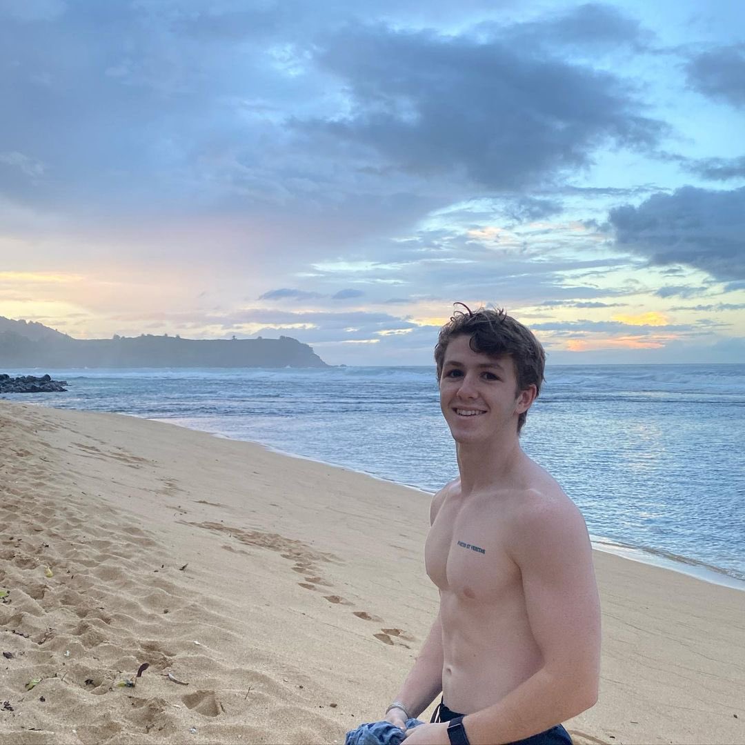 boysssxj's tweet photo. #EthanWacker https://t.co/vGCSSSPo7Q