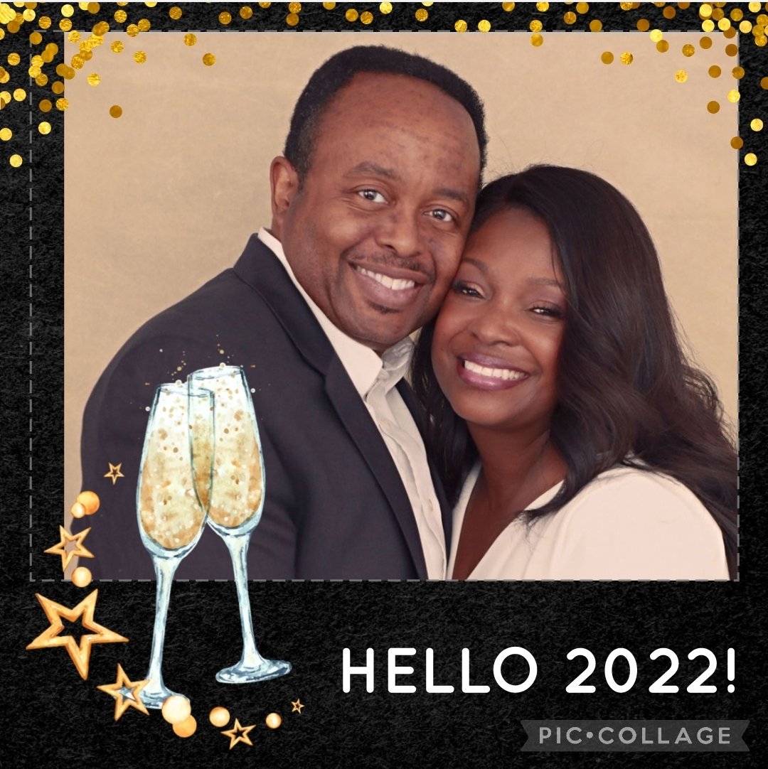 michellem1908's tweet photo. Me and my boo in 2022...Happy New Year!!! #FaithFamilyForever https://t.co/gp08CoC9uD