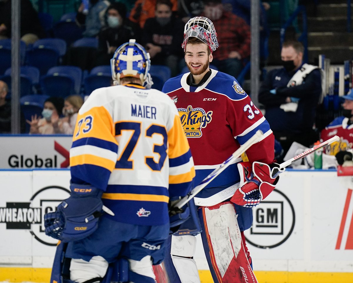 What are the 'tenders talking about?

<a href="/EdmOilKings/">Edmonton Oil Kings</a> | #BladeCity