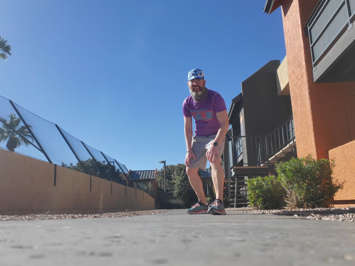 DRCGallery's tweet image. Started out the 2022 New Year with a couple miles. New year, new goals. #TeamULTRA #health #ILikeBeer @MichelobULTRA @myEvidation #bibchat @BibRave