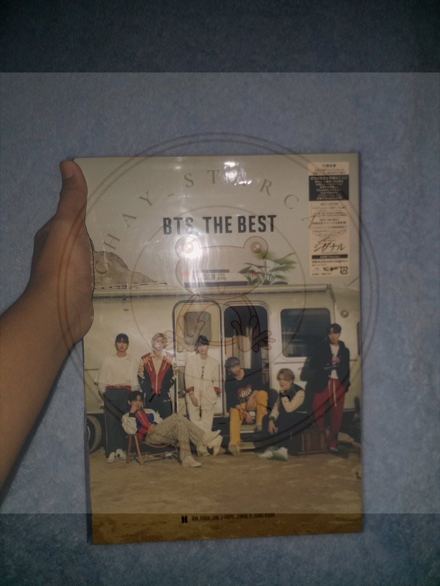 chay_starcart's tweet photo. WTS | LFB ph

▪BTS The Best Japan Fanclub Limited Edition

– sealed &amp; onhand
– 3400php
– payo or 30% dp payo 2months to pay
– no cancellations

» MOP: Gcash / Palawan
» MOD: J&amp;T
» Loc: Cagayan

🔖BTS The Best Album RM JIN SUGA HOBI JIMIN V JK 

DM me 😊

#ChaySCartOnhands https://t.co/v4U91HSG6v