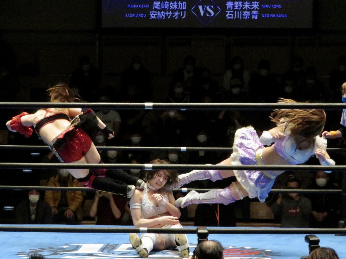 tatata_19's tweet photo. 2021.12.31アイスリボン後楽園ホール大会 RIBBONMANIA2021
ラスト「ヤングビューティーエクスプレス」
#青野未来 #石川奈青
#iceribbon #はっぴぃかめら
#AWGbeginning
#アクトレスガールズ https://t.co/VvVoYWi2GN