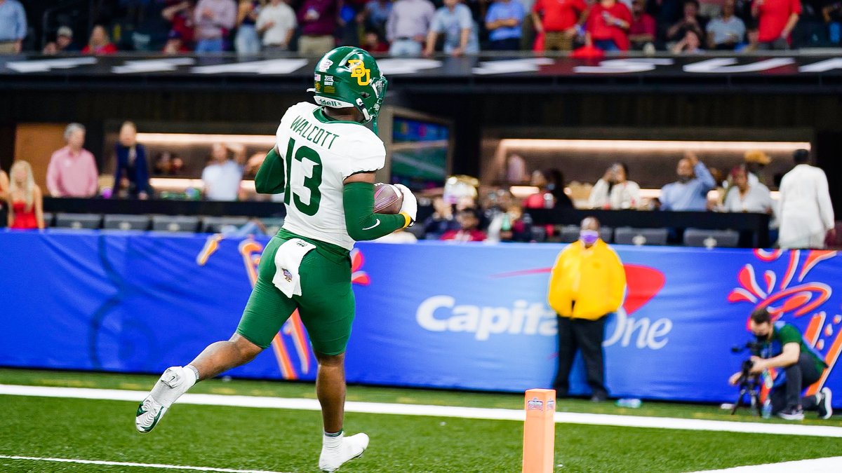 BUFootball's tweet photo. The longest INT return for a TD in NY6 history 🔥

➡️ @alfahiym3 

#SicEm | #BUncommon https://t.co/ke9MaPGHOd