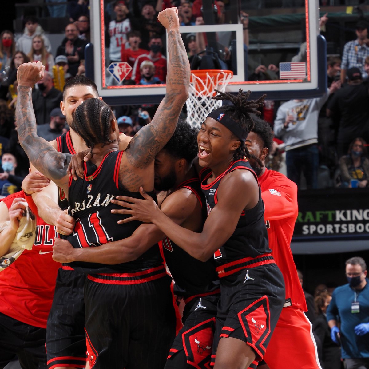 NBA's tweet photo. New year, same DeMar. https://t.co/dhgghZTEve