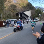 蓮舫議員、箱根駅伝を沿道で応援している写真をアップしてしまう!