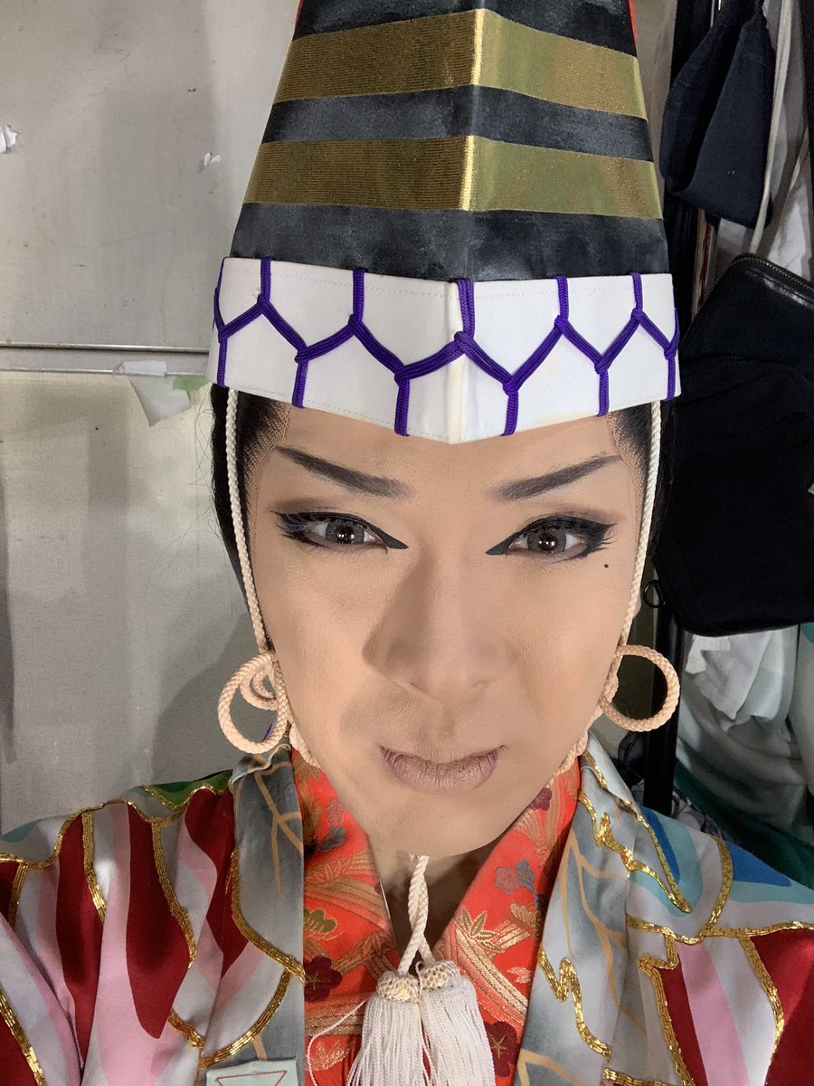 wolken615's tweet photo. 新年明けましておめでとうございます！
今年も一年よろしくお願いいたします！
三番叟2日目、頑張ります！ https://t.co/SJSoXlyRx8