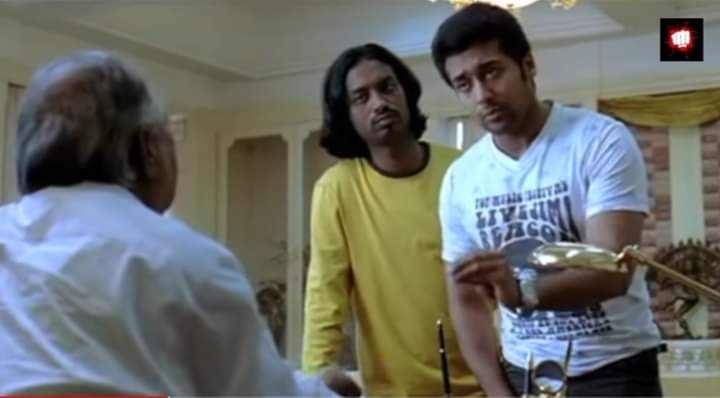 ragul_Ngk's tweet photo. ~ சந்தானம் garu... கொஞ்ச நாளைக்கு படம் நடிக்கறத லாம் விட்டுட்டு தைலாபுரம் தோட்டத்துல ஐயா கூட rest எடுங்க... அதான் உங்களுக்கு நல்லது....
#sabhapathy https://t.co/CoTNyFPq6Q