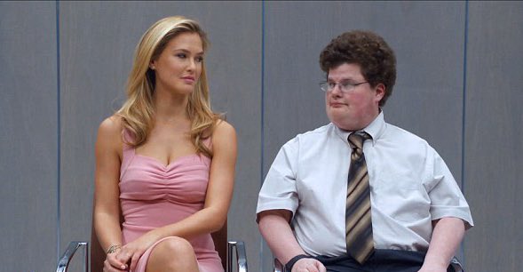 SoupyFPS's tweet photo. Apex gamers and their egirl duo https://t.co/8pU3c2HGFp