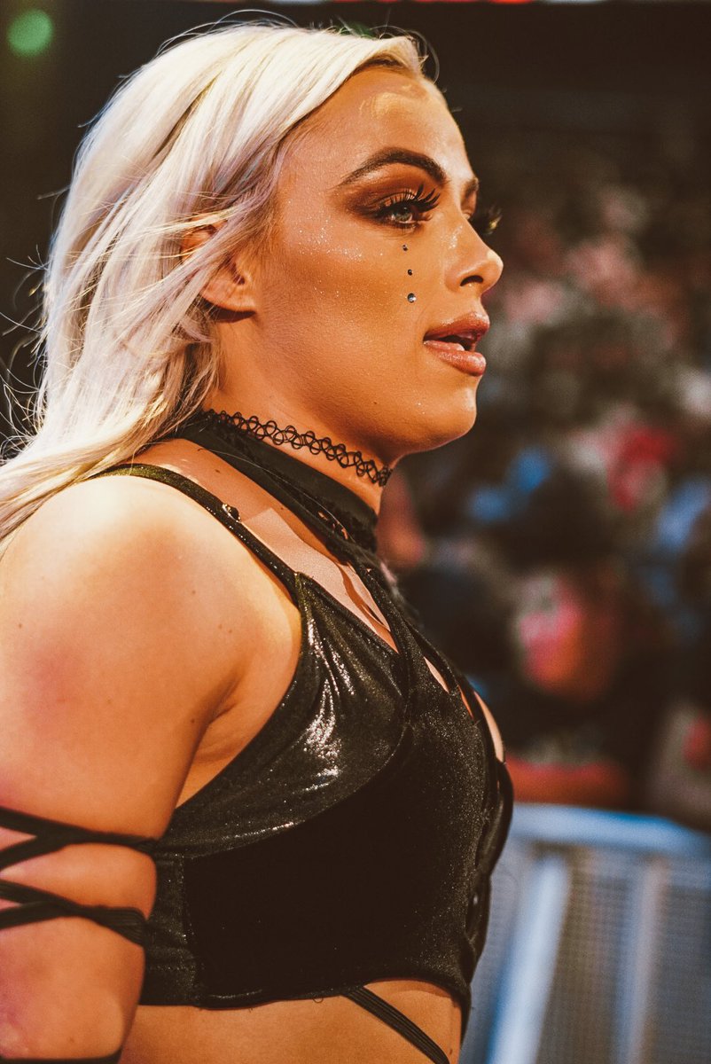 thelegitserena's tweet photo. Liv really did well,but she deserve this victory. #WWEDay1 https://t.co/RsbHkbWqIj