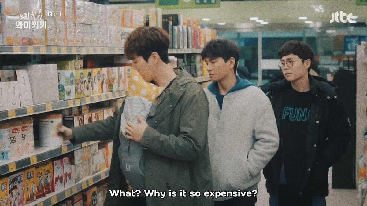 I go shopping every day. I go shopping every day