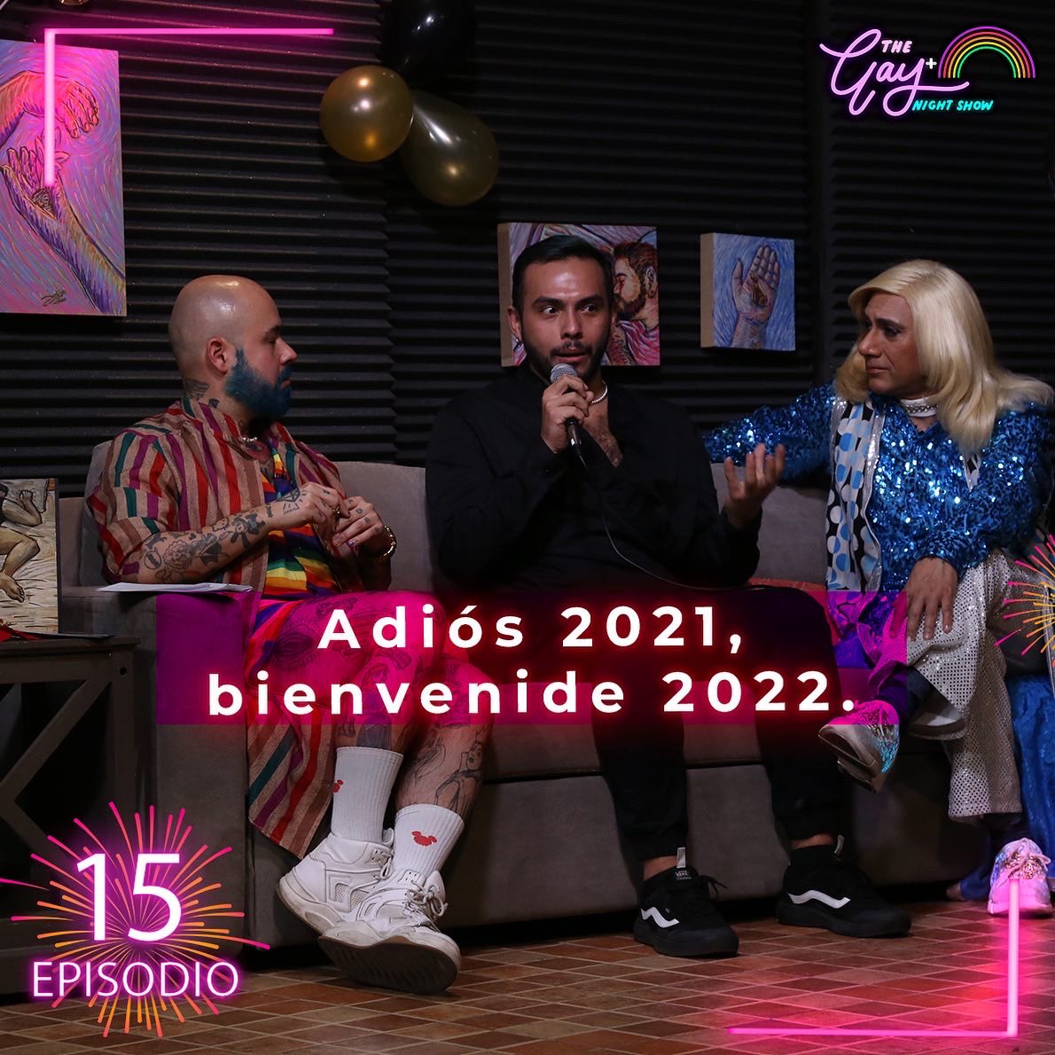 TheGayNightShow's tweet photo. 🥳Y al final del año… un gran arco iris.

🌈 Cerramos el 2021 con un episodio mágico-musical y muy divertido.

🎊Acompáñanos en esta aventura: https://t.co/vRMxMgaGue https://t.co/m8IjpaZ9TK