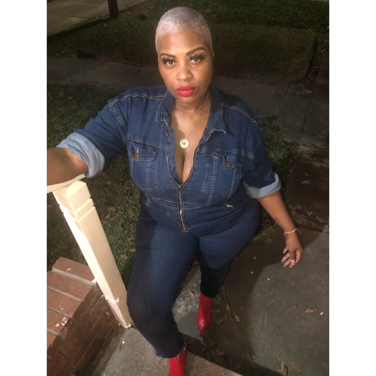 Happy New Year 🎊💋