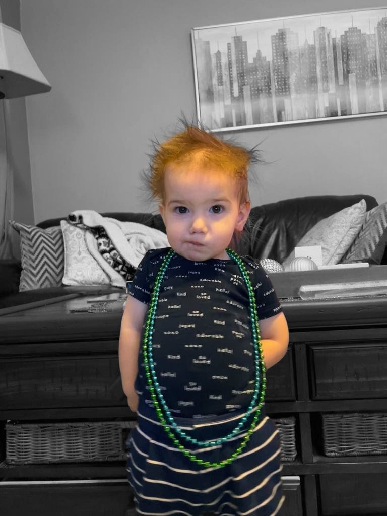 SharpCheddar856's tweet photo. My kid's more "Punk" than yours... Happy New Year from The Horowitz Family!!! @pixiekixie 2️⃣🅾️2️⃣2️⃣🍼🧷 #TURNEDOUTAPUNK https://t.co/B8yV3bYFWE