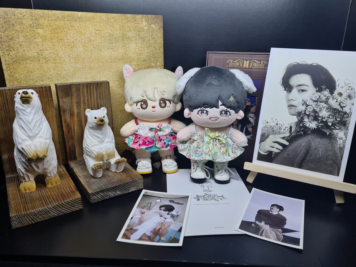 Brought taetae out to his first taetae birthday cafe and made new taetae friends 🥳🎁 #abeautifulsceneryvante #HappyBirthdayTaehyung #SweetTaeTaeDay #MillionReasonsToLoveTae #btsdollcomm #btsdolls