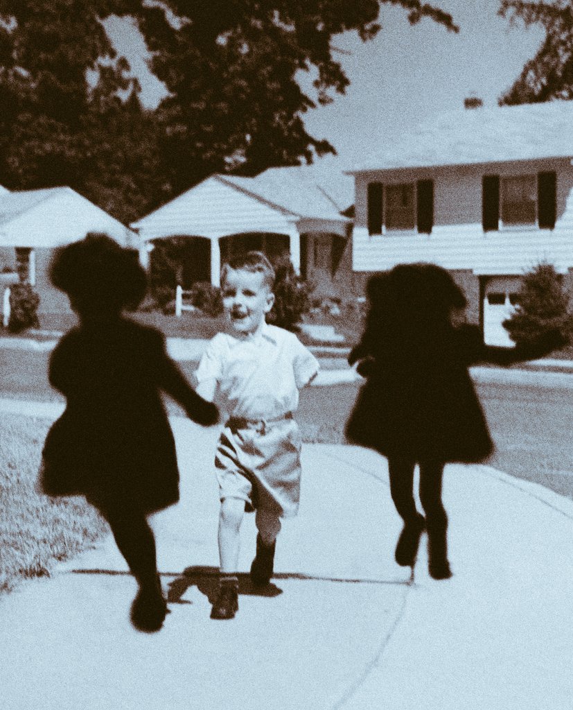 unworns's tweet image. are you sure that those around you are real?