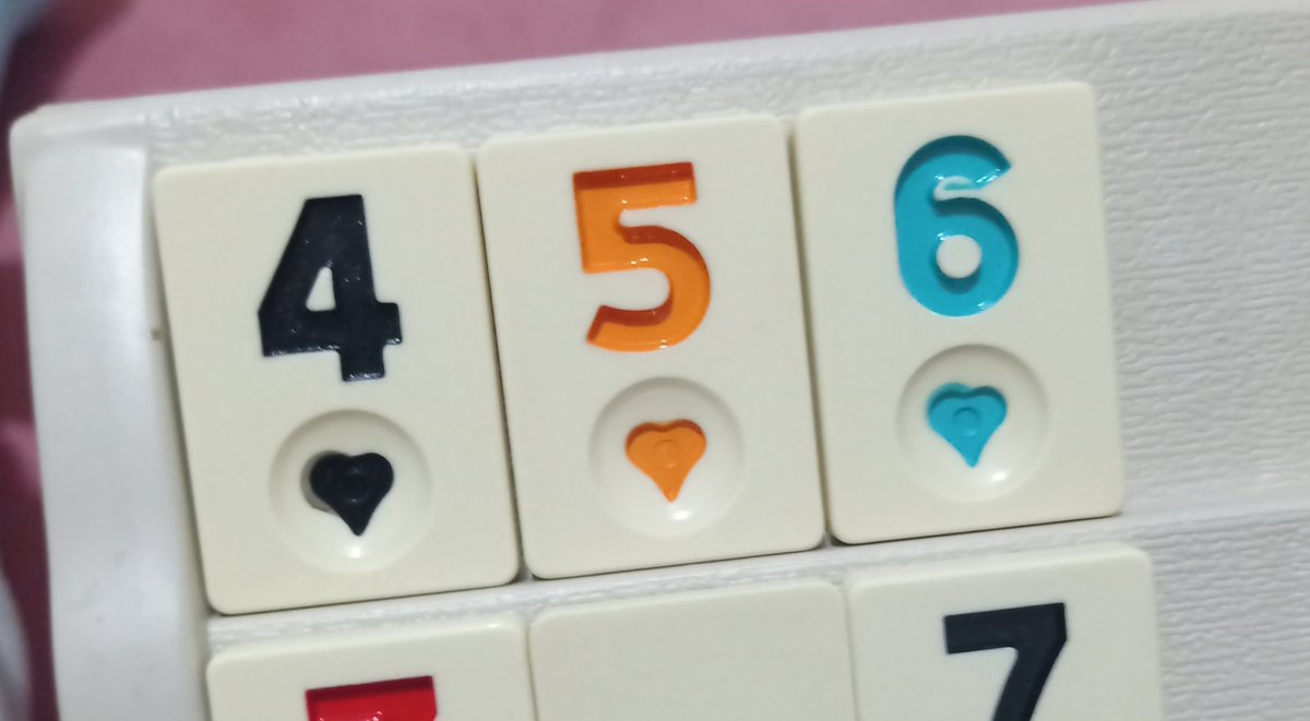 Kardeşim ilk defa okey oynuyor... 
#okey #HAPPYNEWYEAR2022 #HarryPotter #welcome2022