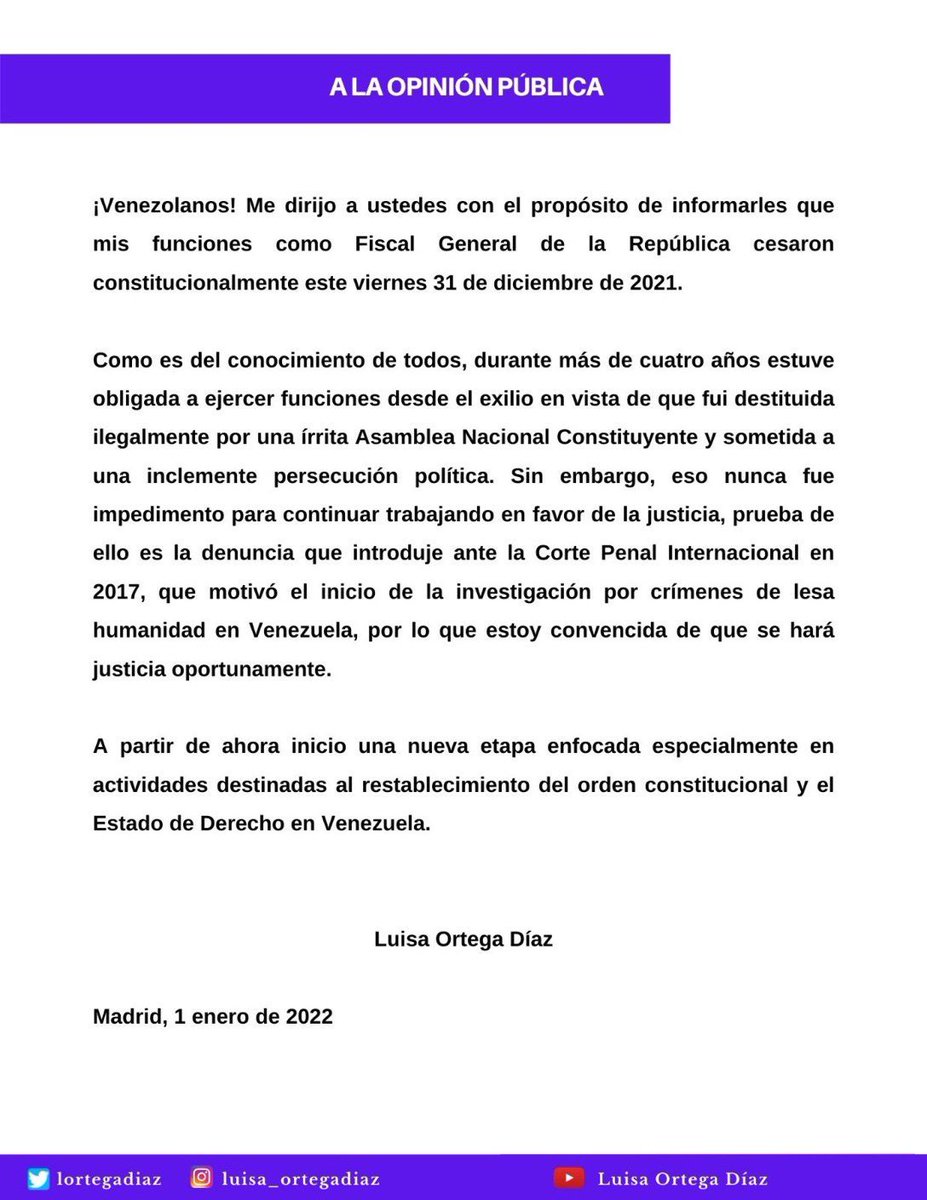 AlexaGomezDos's tweet photo. La noticia que rompe el celofán hoy, es la “renuncia” de la fiscal Luisa Ortega Díaz, quién anunció que ostentaba su cargo hasta el día de hoy 1 de enero de 2022. La pregunta de las 40.000 lonchas es:  la señora todavía era fiscal? A quien engañas Luisa Marvelia? #NoMeJodasChica https://t.co/kslmDafe8w