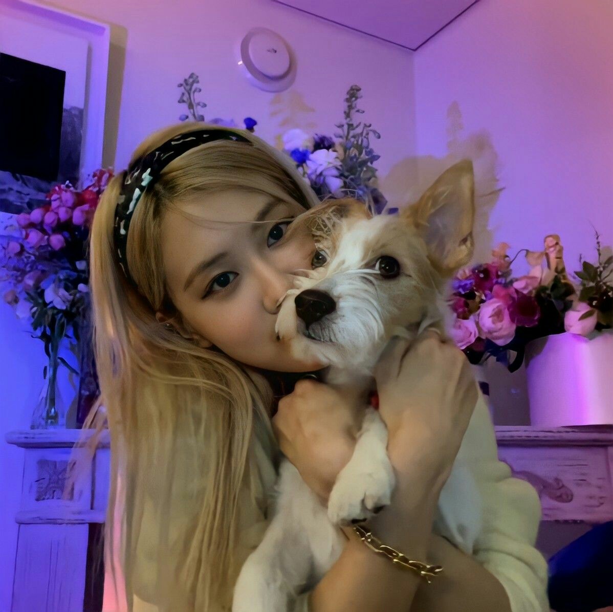 duongg_2304's tweet photo. Tăng điểm thương hiệu cho Rosé
블랙핑크 로제 #블랙핑크 #ROSÉ #로제 #BLACKPINK
@BLACKPINK https://t.co/65EOrUTG8j