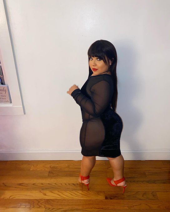 Happy new year 🖤🎆 https://t.co/9vtGpXttVn<a href="/tag/onlyfans"class="tags"><span>#onlyfans</span></a>