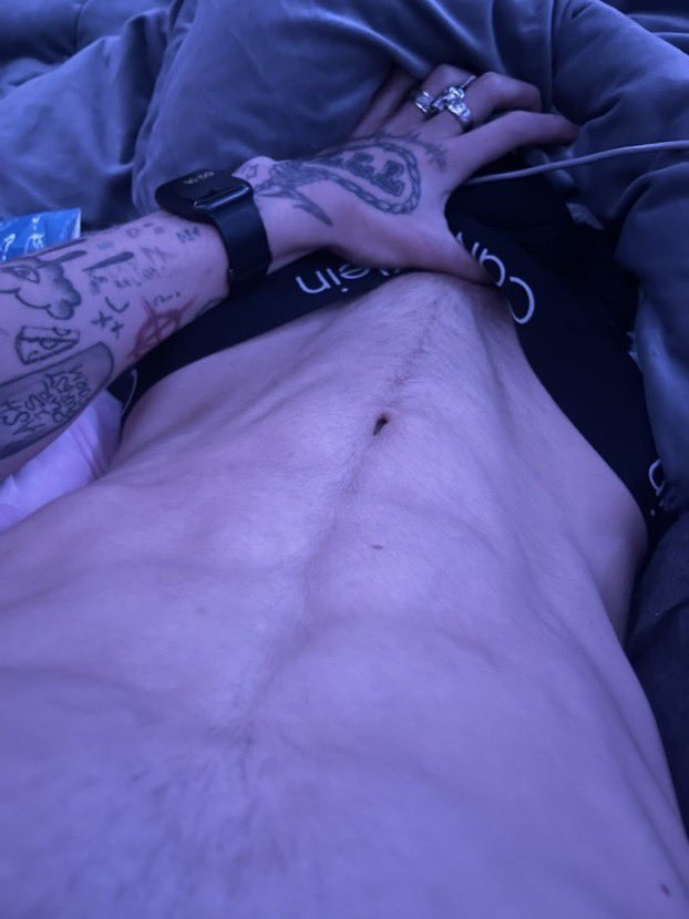 SlNNINGFATHER's tweet photo. Enjoying the view? https://t.co/jE7hdD4jPS
