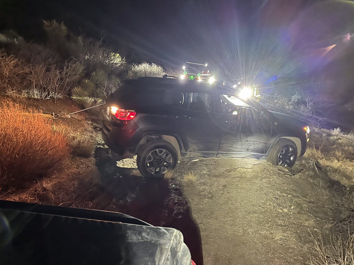 Desert Recovery: #PinonHills (22-02) same location as previous recovery; a young lady also following bad GPS directions to ski in #Wrightwood slid off the trail. She was very happy to get her car back - another satisfied customer! #payingitforward #GPSfail