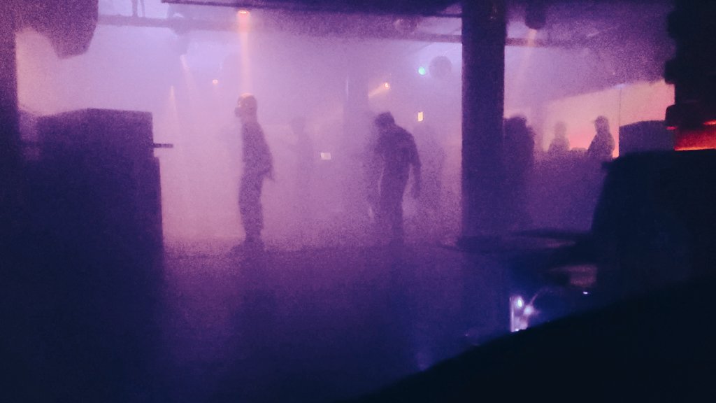 FallOfChicago's tweet photo. Chicago house music: https://t.co/ufaWGiNJH0