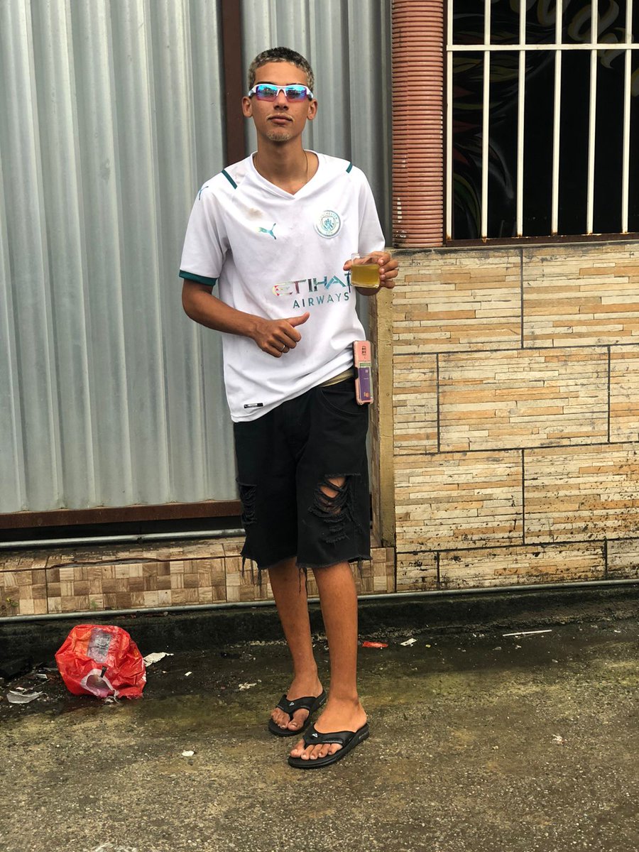 Tambor_grau's tweet photo. 2k22🤴✨ https://t.co/UWmH9XkOiB