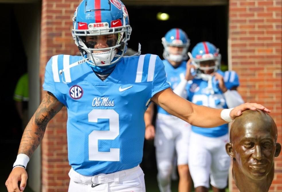 BigEthanCook's tweet photo. #2 is out, would’ve love for it to be different but he did a heck of a job at the program and put his team first. See you in the Pros MATTY ICE! #Respect #GoRebels🔵🔴 #OleMiss @RebelPix @corral_matt https://t.co/Z5i3v2qWwr