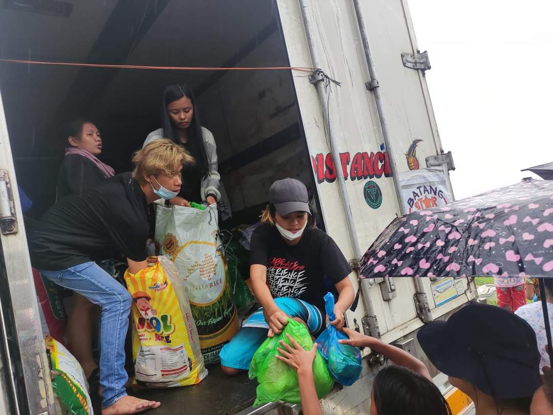 BatangStarPh's tweet photo. #TyphoonOdettePh Victim-Children and their Families at Surigao and Siargao, they need your help. You can donate now via our GCash: 0933-232-8820 or for more latest updates and details please visit our FB Page: Batang Star Philippines, Inc. #BatangStarBayanihan https://t.co/fE4dKIlBZO