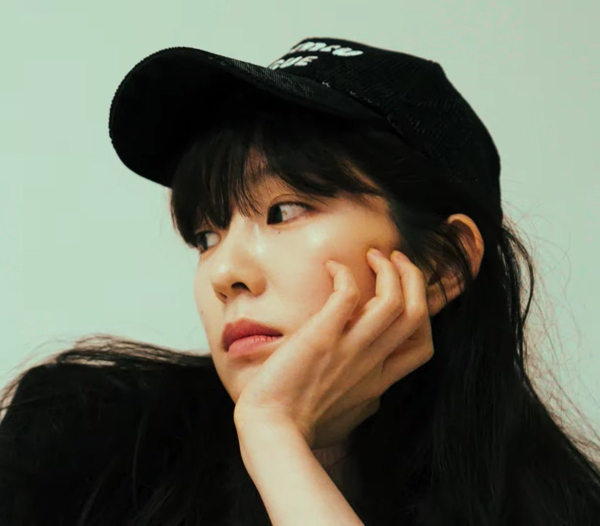 withloverene's tweet photo. Hello, I'll go by the name, Irene Bae, which you guys probably already know and are familiar with my name. I'm here to find new acquaintances to talk to or share many interesting things together. Just drop a simple hi, then I'll come to y'all in a jiffy. RT is highly appreciated! https://t.co/ZwkoIORyld