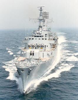 OnthisdayRN's tweet photo. #OnThisDay 40 years ago 1982 Rear Admiral Sandy Woodward, who was in @MODGibraltar in HMS ANTRIM, given orders under Operation CORPORATE. At 2130 he was told that Argentina had invaded #Falklands The next day he sailed South In HMS GLAMORGAN with 10 ships. #Falklands40 https://t.co/2ub7fxbkej