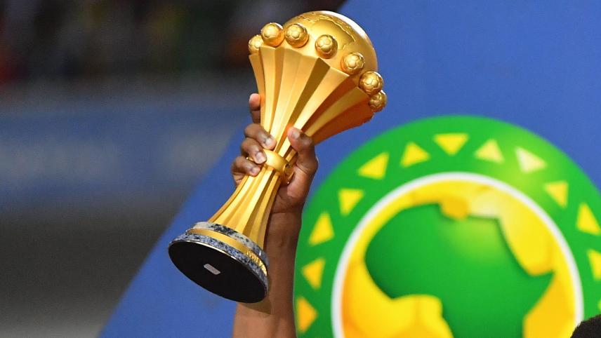 Si l'Euro et la Copa America se joue pourquoi pas la coupe d'Afrique des nations ? Pour l'amour, la joie et la fête du football africain, tous les joueurs à la Can.
#CAN2022 #tousalacan