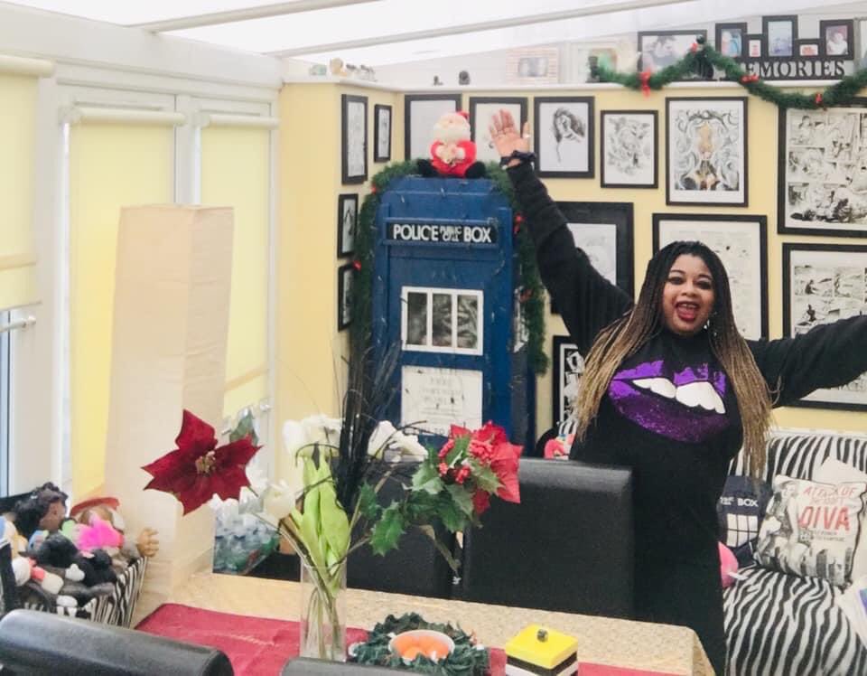 Zebra_carol's tweet photo. Throwback 2019 - Today is ‘National Fez Day’ (Not really made that up)
#ThingTwo loves #DoctorWho #MattSmith “Fez’s are cool’ she’s wearing it just because she can 😜
We even got #comicartist chum for the Dr Who magazine to draw her as his companion
Good job we’ve got a #TARDIS https://t.co/UXfwvC2hK2