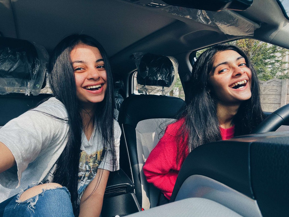 2minvalimaggie's tweet photo. Bestie appreciation post https://t.co/jakyEgb7DK