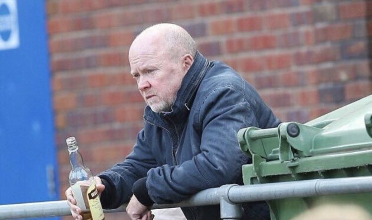 DailyGones's tweet image. Augsburg a plus de moyens que L’Olympique Lyonnais..