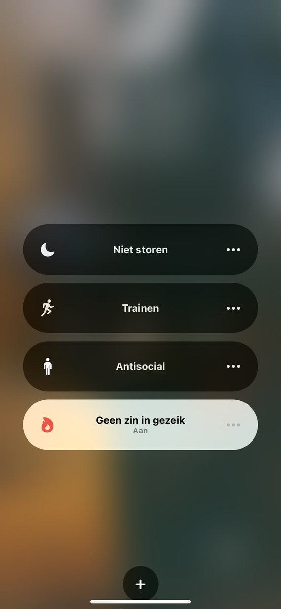 EurovaNzo's tweet photo. Waarom antwoord je nooit: https://t.co/2x5Gz1P4lE