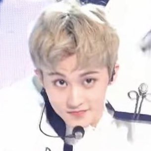 trademarkeu's tweet photo. Congrats @KimChiN60297521 and @spidermkl99 !! You got the freeze💙 claim your ice cream through dm😊 Thank you for everyone who watch mark’s fancam🥺 I can see the #timeMARK but I took the winner from replies only🥺🙏 see you on next support~ https://t.co/kP7464P1iz