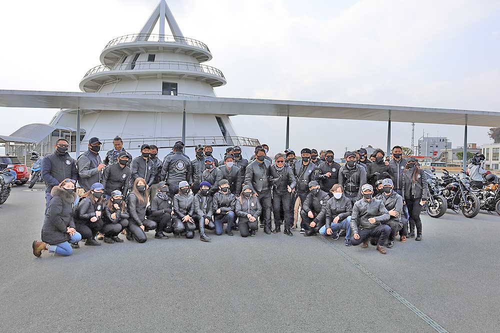 PEACERIDE_NET's tweet photo. 収録が遠い昔のようですが、いよいよ、いよいよ、明日、2022年1月3日朝8時30分からテレビ熊本で「Be a Rider」がOAです!
お見逃しなく!朝8時30分からテレビ熊本!!正月の朝ですが!「箱根駅伝」のま裏ですが!ぜひ!
#terrabal
#peaceride
#ピースライド
#bearider https://t.co/aqjTvU9KU5