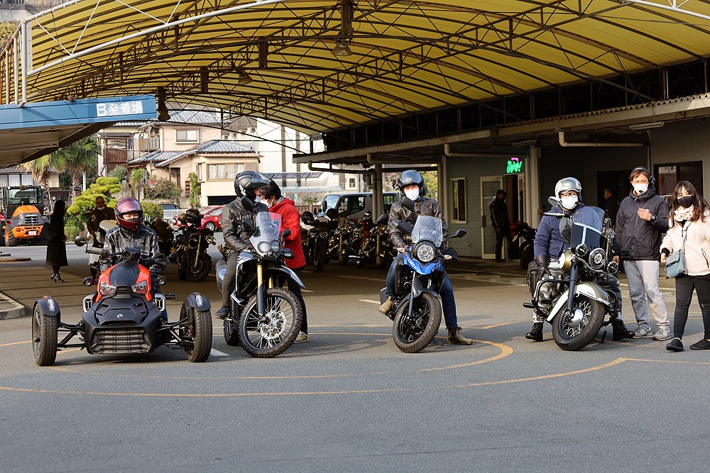 PEACERIDE_NET's tweet photo. 収録が遠い昔のようですが、いよいよ、いよいよ、明日、2022年1月3日朝8時30分からテレビ熊本で「Be a Rider」がOAです!
お見逃しなく!朝8時30分からテレビ熊本!!正月の朝ですが!「箱根駅伝」のま裏ですが!ぜひ!
#terrabal
#peaceride
#ピースライド
#bearider https://t.co/aqjTvU9KU5