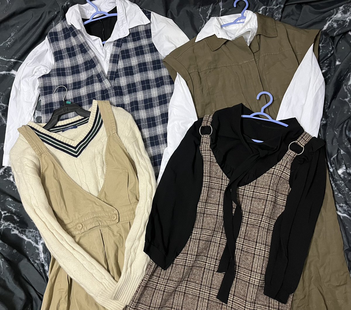 nonkoy09's tweet image. 🧺ส่งต่อเสื้อผ้า กางเกง เอี๊ยม น่ารักๆ 🐳 
เริ่มต้น 30฿ มีมากกว่าในรูป 
🧸 รีทวิตลด 5฿  🛒ค่าส่งเหมา 40฿
🌈รีทวิตแจกเสื้อ✨

#เสื้อผ้ามือสอง #ส่งต่อเสื้อผ้ามือสอง #เสื้อผ้ามือสองราคาถูก #เสื้อผ้ามือสองสภาพดี #ส่งต่อเสื้อผ้า  #เสื้อผ้ามือ2