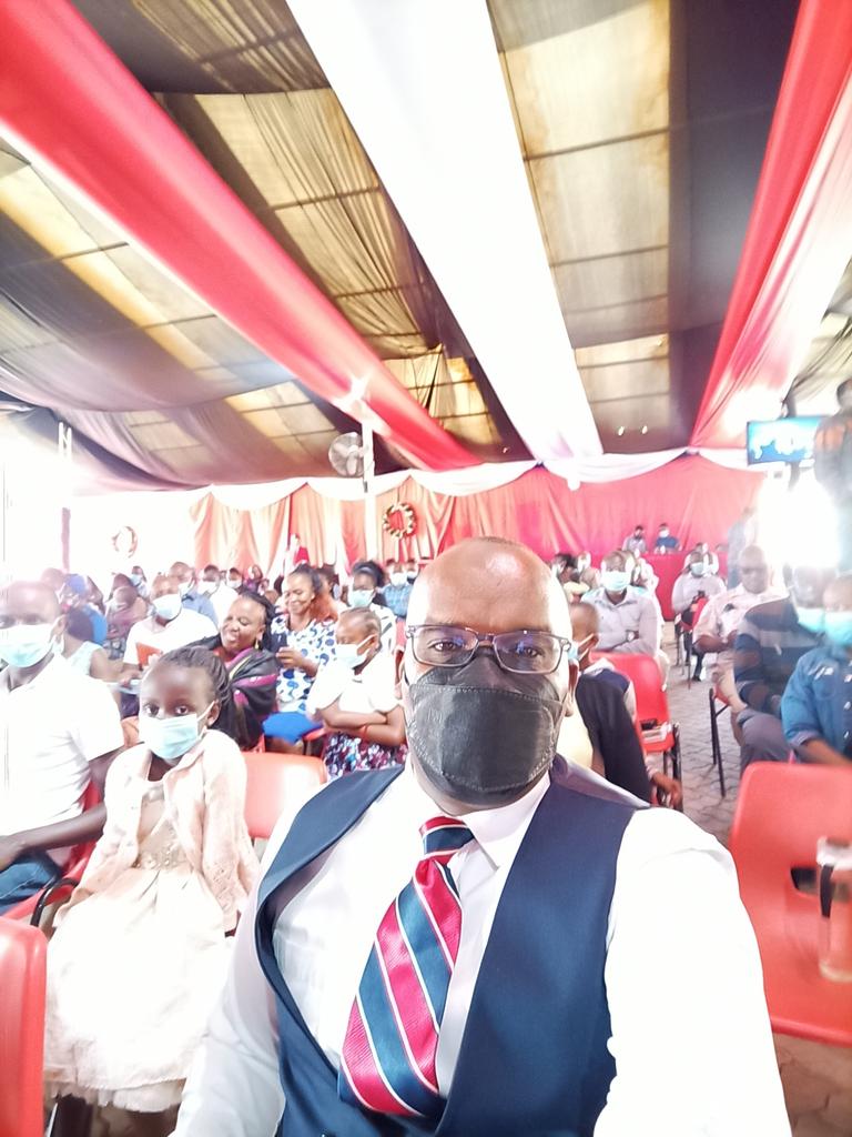MoffatMshauri's tweet photo. We are in church #citamclaycity https://t.co/wIqhCvZeup