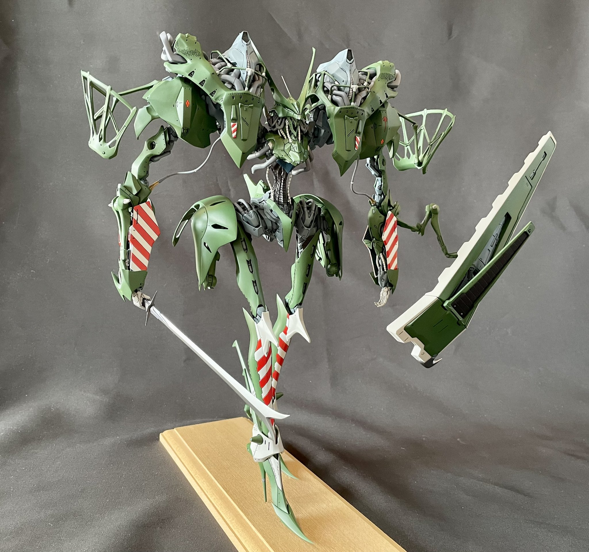 送料無料 いつまで 海洋堂 ヤクトミラージュ／グリーンレフト 1/220 ロボット