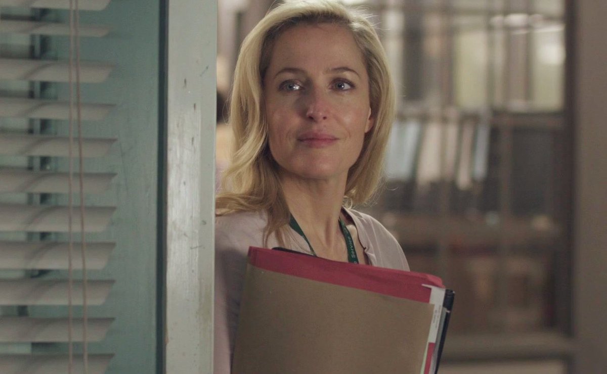 sweatylizard's tweet photo. forever obsessed with gillian anderson as stella gibson https://t.co/WCKRQojRMz